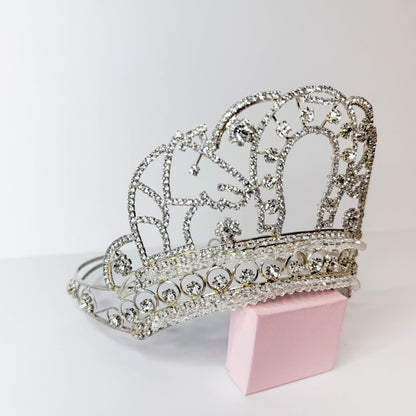 Horseshoe Quinceañera Crown